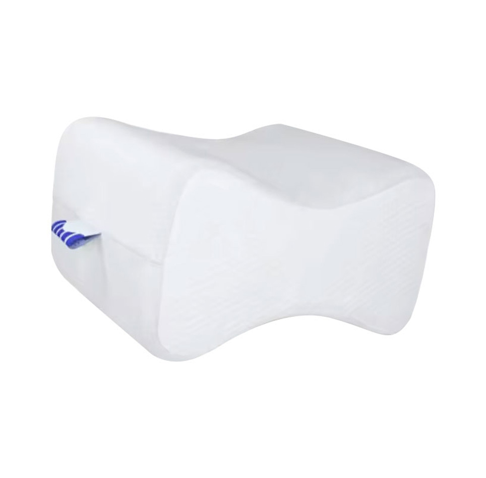 What is the principle of memory foam knee/leg pillow to prevent complications?